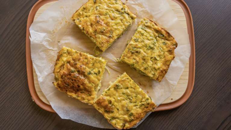 Πανεύκολη κολοκυθόπιτα με φέτα χωρίς φύλλο - Γρήγορη και σούπερ γευστική