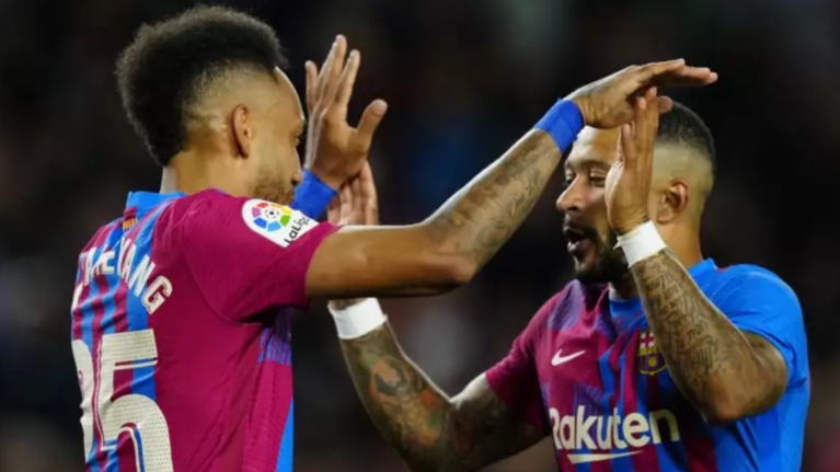 Μπαρτσελόνα-Θέλτα 3-1: Ντεμπελέ σέρβιρε, Ομπαμεγιάνγκ εκτελούσε