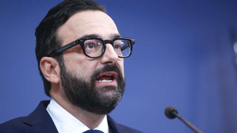 Αμηχανία Ταραντίλη για το &quot;αντάρτικο&quot; Σαμαρά: &quot;Γνωστές οι απόψεις του&quot;