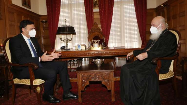 Ιερώνυμος: Θα έκανα από τους πρώτους το εμβόλιο για τον κορονοϊό αν δεν είχα την περιπέτεια με την υγεία μου