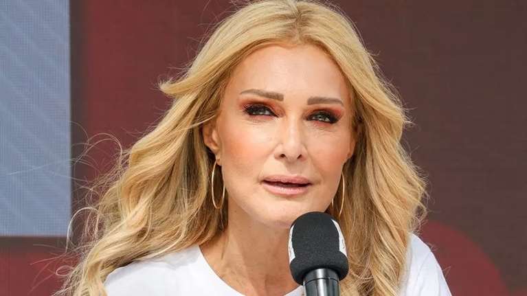 Νατάσα Θεοδωρίδου: Οι αδημοσίευτες φωτογραφίες με τον κούκλο αδελφό της, Θαλή