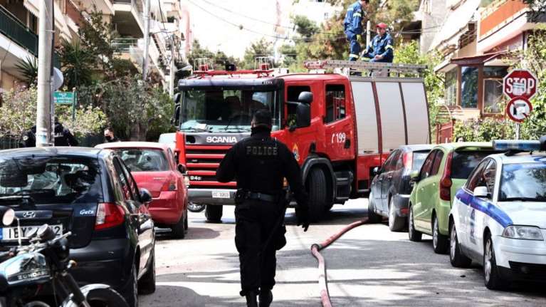 Προσαγωγή 47χρονου για εμπρησμό στην Πετρούπολη: Είχε συλληφθεί και στο παρελθόν