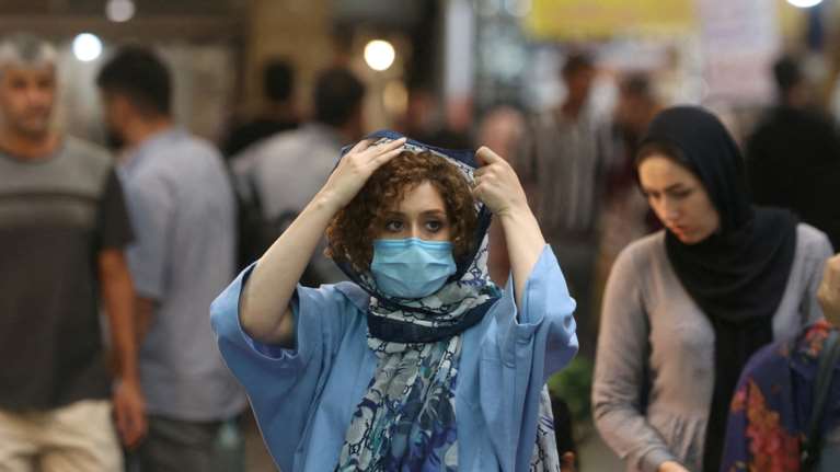 Τουρκία: Διαδηλώσεις αλληλεγγύης για τις γυναίκες του Ιράν