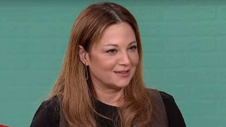 Τον αιφνιδίασε η Ζαμπέτογλου - &quot;Είσαι τυχερή που είναι κολλητή η κόρη σου και θα μου τη γλιτώσεις&quot;