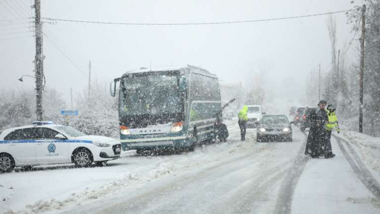 Κακοκαιρία Μπιάνκα - Βόρεια Ελλάδα: Πού θα κλείσουν τα σχολεία λόγω των χιονοπτώσεων
