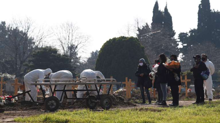 Κορονοϊός: Θρήνος στη Λατινική Αμερική - Πάνω από 250.000 οι νεκροί