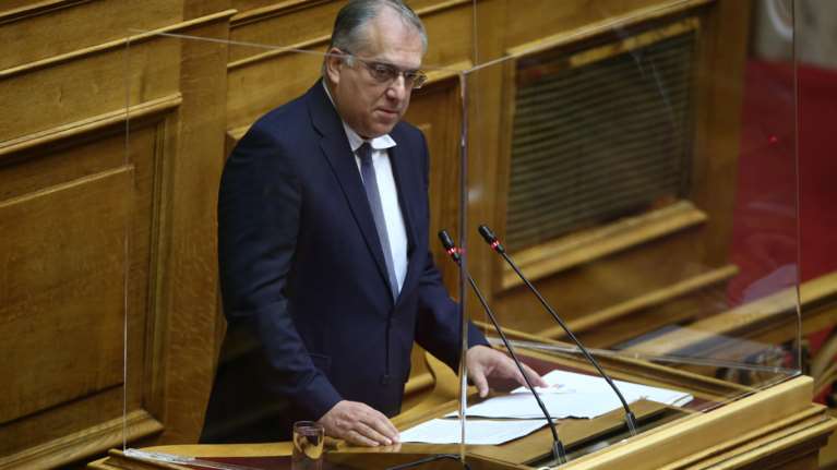 Θεοδωρικάκος: Να ανασκευάσει ο κ. Τσίπρας τα περί μείωσης προσωπικού στο ΕΣΥ - &quot;Ξεχάσατε ολόκληρες κατηγορίες εργαζομένων!&quot;