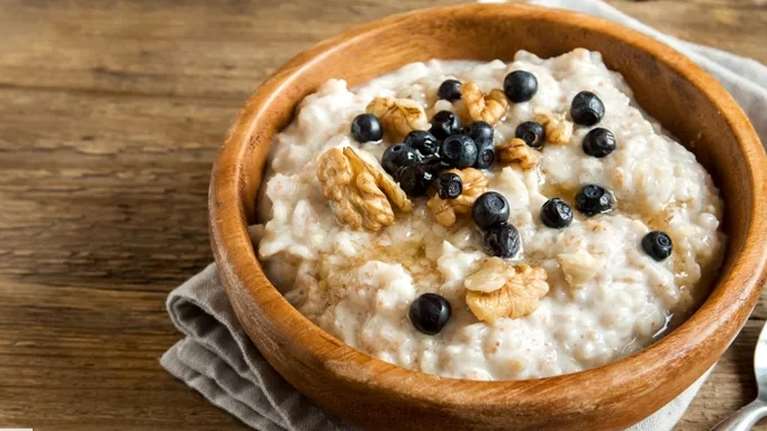 Τι να φας το πρωί για μείωση του άγχους: 7 κορυφαίες επιλογές