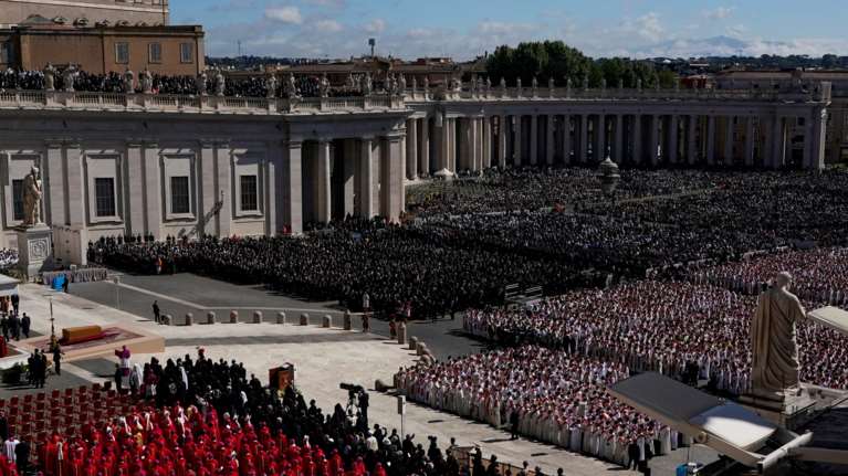 Βατικανό: Ο νέος πάπας δεν αναμένεται να προχωρήσει σε ραγδαίες αλλαγές - Τι εκτιμούν οι ειδικοί