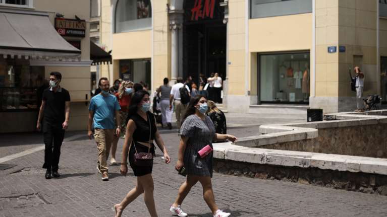 Λουκίδης: Ποιοι θα κάνουν τρίτη δόση του εμβολίου - Αύξηση ασθενών στις ΜΕΘ μετά τον Δεκαπενταύγουστο