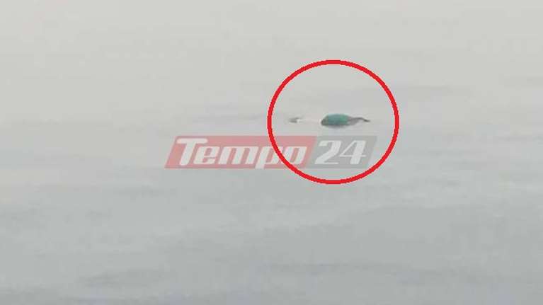 Θρίλερ στην Πάτρα: Εντοπίστηκε πτώμα στη θάλασσα στο βόρειο λιμάνι της πόλης [Εικόνες]