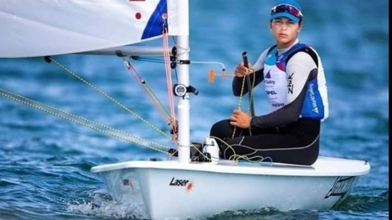 Απογοητευμένη η Καραχάλιου: &quot;Είμαι σε διαδικασία αλλαγής εθνικών χρωμάτων στα πανιά μου&quot;