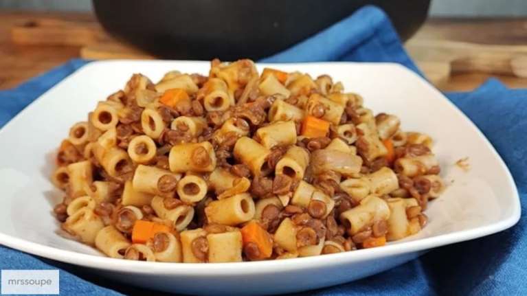 Κοφτό μακαρονάκι με κιμά φακής: Το σπιτικό comfort food που θα ζητάς ξανά και ξανά