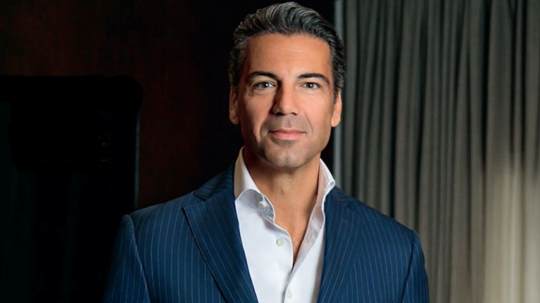 Νiκος Σταθόπουλος: Ποιος είναι ο master των επενδύσεων που αγόρασε τη Forthnet