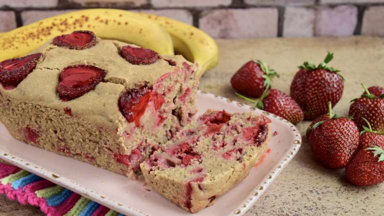 Banana bread χωρίς ζάχαρη: Η φανταστικά εύκολη συνταγή για κέικ στη στιγμή με λίγα υλικά