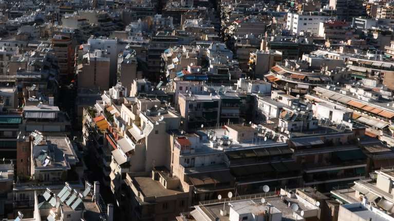 Διπλό &quot;δώρο&quot; για τους ιδιοκτήτες ακινήτων: Ποιοι θα πάρουν μεγαλύτερη επιστροφή φόρου