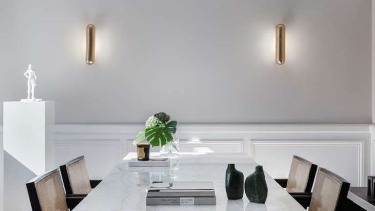 Ένα διαμέρισμα στην Αθήνα που καταργεί τα όρια ανάμεσα στον προσωπικό χώρο και τον χώρο εργασίας