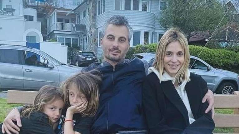 Σοφία Καρβέλα: "Εχω πει στα παιδιά μου ότι αναρρώνω από τον αλκοολισμό"