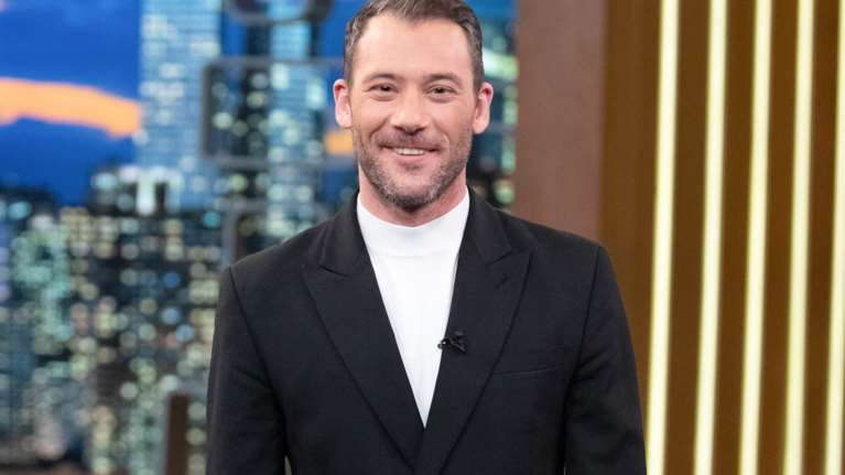 Αντίνοος Αλμπάνης: &quot;Θυμάμαι με τρόμο τα παλιά χρόνια της τηλεόρασης, που έβγαιναν δημοσιογράφοι με τα σκουπίδια των celebrities&quot;