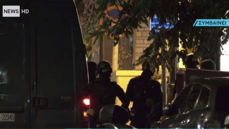 Θεσσαλονίκη: Επιχείρηση της ΕΛΑΣ στην κατάληψη &quot;Libertatia&quot; - 19 προσαγωγές [βίντεο]