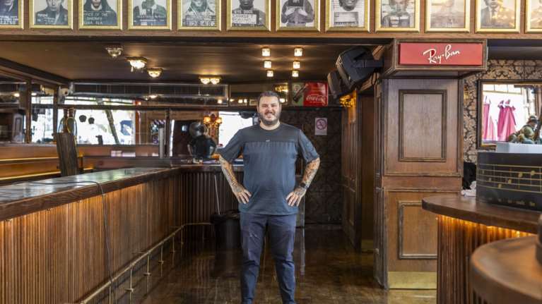 Δοκιμάσαμε το νέο μενού που θα υπογράφει ο rock &#39;n&#39; roll Άνταμ Κοντοβάς στο Κολωνάκι