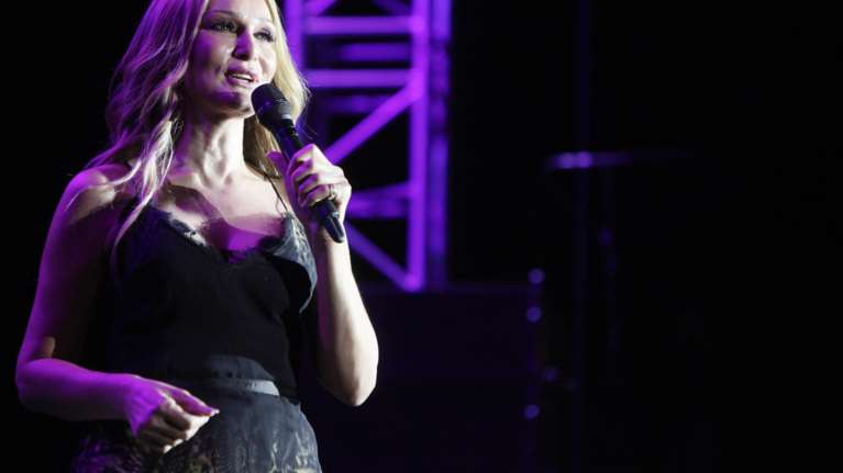 Τέμπη: &quot;Δεν παίζω, δεν τραγουδώ&quot; - Κλείνουν νυχτερινά κέντρα διασκέδασης και θέατρα στις 28 Φλεβάρη