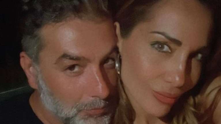 Δέσποινα Βανδή - Βασίλης Μπισμπίκης: Η διαφωνία για το γιορτινό τραπέζι - "Σε χαλάει το κοτοπουλάκι που έβρασα από χθες;"