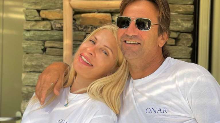 Μενεγάκη-Παντζόπουλος: Η Doutzen Kroes στο ξενοδοχείο τους στην Άνδρο [βίντεο]