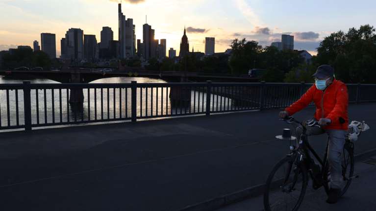 Κορονοϊός: Εφτασαν τους 7.000 οι θάνατοι στη Γερμανία, 123 σε μία ημέρα