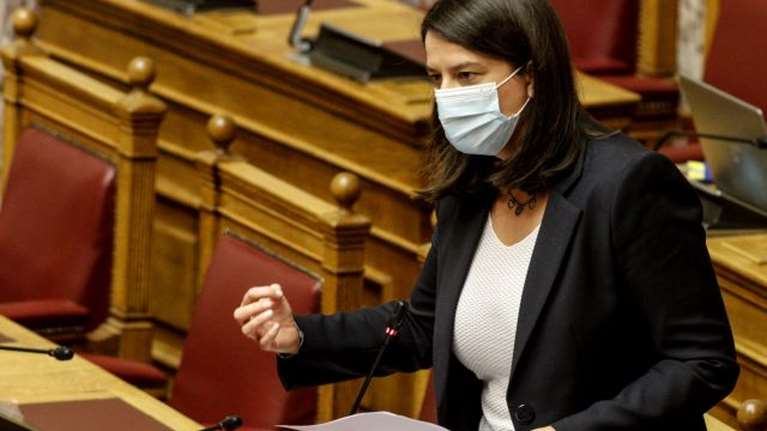 Στήριξη Κεραμέως στους εκπαιδευτικούς που μηνύονται για τα self test: &quot;Eργαλεία που έχουμε για να προστατευτούμε&quot;