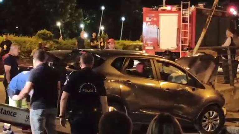 Τραγωδία στη Χαλκιδική: Νεκροί στην άσφαλτο 26χρονος και 21χρονη