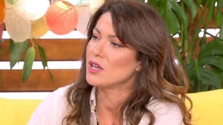 Κλέλια Ρένεση: &quot;Έθιξαν κάτι ιερό. Είμαι ένα δημόσιο πρόσωπο αλλά μην κυλιέσαι στο πάτωμα…&quot;