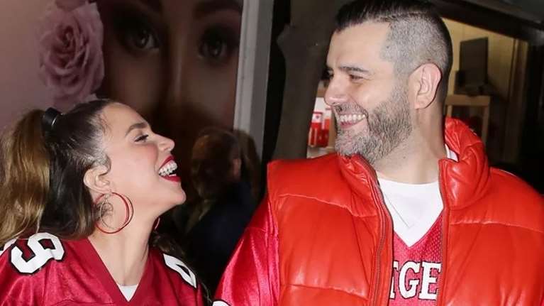 Κατερίνα Στικούδη: Με τον σύζυγό της στην κουζίνα του σπιτιού τους- Ο dj Ricco ανοίγει (τέλειο) σπιτικό φύλλο