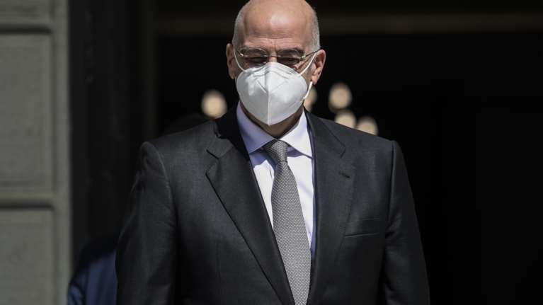 Δένδιας: "Μαστίγιο και καρότο" στην Τουρκία - Η Ελλάδα υποστηρίζει τη διττή προσέγγιση της ΕΕ