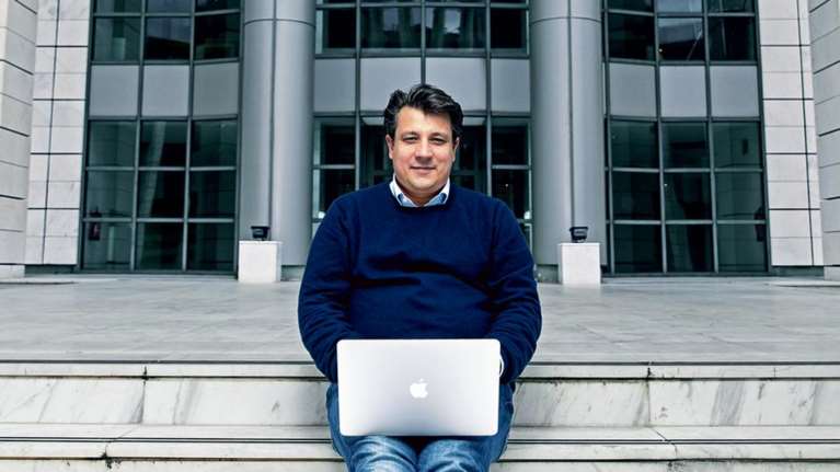 Διαφωνία από Δερμιτζάκη: Δεν αποτελεί λύση η άρση της πατέντας των εμβολίων