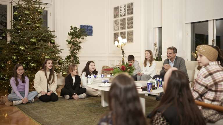 Μητσοτάκης σε μαθητές του μειονοτικού δημοτικού σχολείου Κενταύρου Ξάνθης: Πρέπει να σας προσέχουμε ακόμα περισσότερο