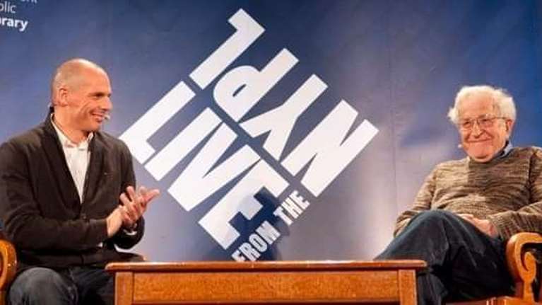 Στην έδρα του Νόαμ Τσόμσκι θα διδάξει την Τρίτη 16 Φεβρουαρίου ο Γιάνης Βαρουφάκης