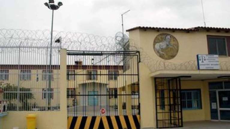 Κορoνοϊός: Συναγερμός με 32 νέα κρούσματα σε κρατούμενους των Φυλακών Λάρισας