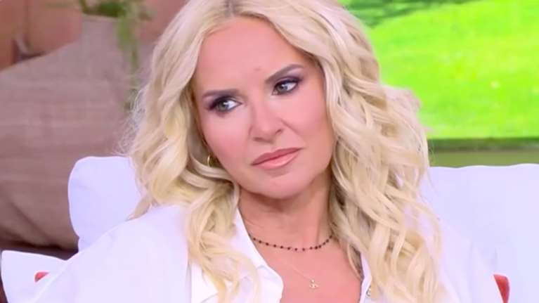 Μαρία Μπεκατώρου: Πιέστηκα και κατάλαβα ότι δεν μου πάει ως ιδιοσυγκρασία