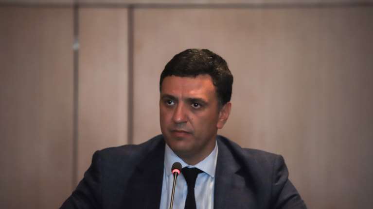 Κικίλιας για κορονοϊό: Βράζει το αίμα στους νέους - Είναι όμως συμπαίκτες στην προσπάθειά μας