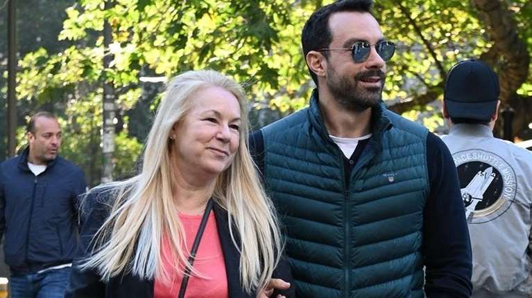 Σάκης Τανιμανίδης: Η μητέρα του Ματούλα του μαγειρεύει και εκείνος την δίνει τον καλύτερο έπαινο