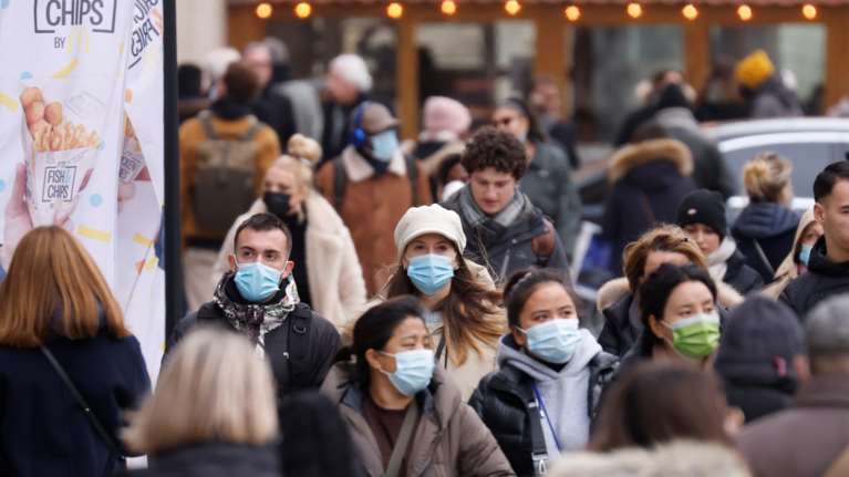 ΕΕ - Πιστοποιητικό εμβολιασμού: Λήξη στους 9 μήνες ή στους 12 μήνες αν δεν γίνει η τρίτη δόση