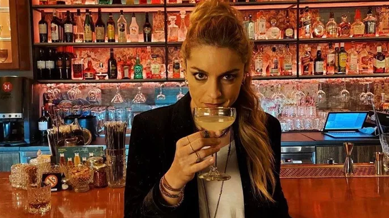 Γιούλικα Σκαφιδά: Η μεγάλη επιστροφή στο "Νησί" και η φωτογραφία από τα γυρίσματα