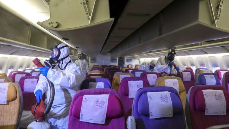 Διεθνής Ένωση Αερομεταφορών: Οχι στη λύση των κενών μεσαίων θέσεων στα αεροσκάφη