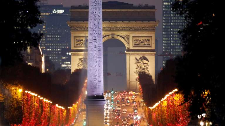 Κορονοϊος: Χριστούγεννα στην Ευρώπη της πανδημίας - Πώς θα γιορτάσουν φέτος οι Ευρωπαίοι