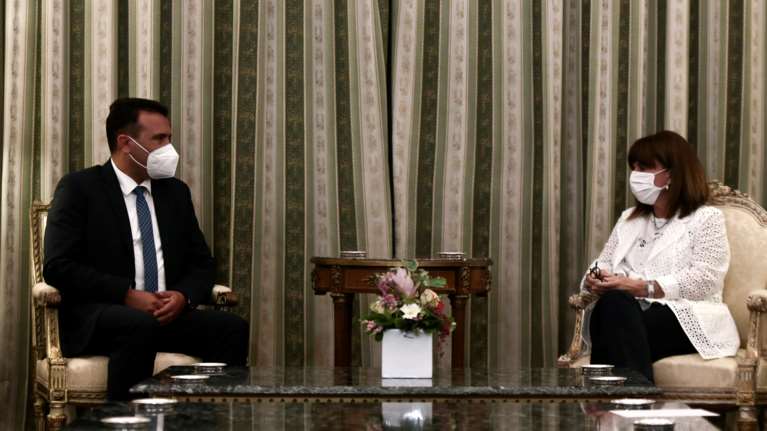 Σακελλαροπούλου σε Ζάεφ: Οι διμερείς σχέσεις Ελλάδας και Βόρειας Μακεδονίας έχουν εισέλθει σε νέα εποχή