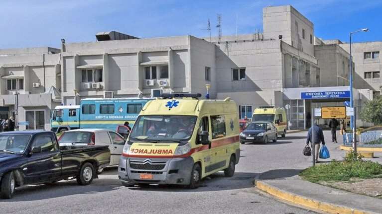 Συναγερμός για 65χρονη στην Πάτρα: Ήπιε νέφτι αντί για νερό – Μπήκε στη ΜΕΘ