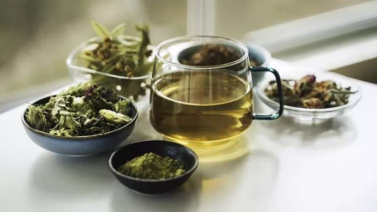 Πέντε είδη τσαγιού που &quot;καίνε&quot; το λίπος στην κοιλιά με φυσικό τρόπο