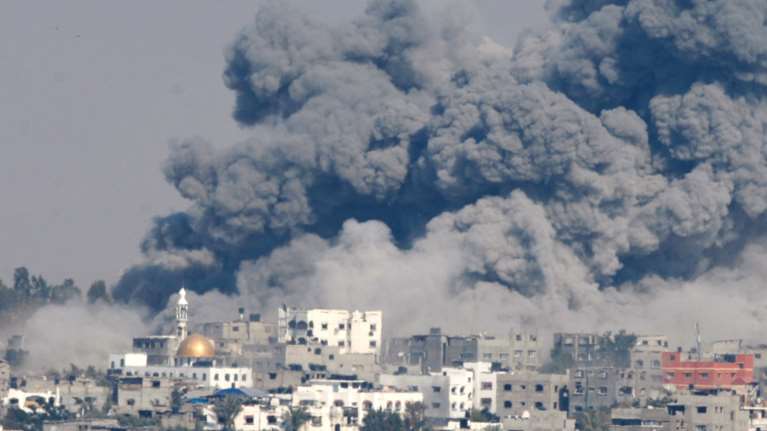 Αεροπορικοί βομβαρδισμοί των ΗΠΑ σε φιλοϊρανικούς στόχους της ανατολικής Συρίας : 17 νεκροί παραστρατιωτικοί