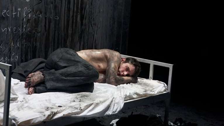 Δημήτρης Μοθωναίος: Αυτή ήταν η παράσταση που τον έστειλε στο νοσοκομείο - Η απάντηση του Εθνικού